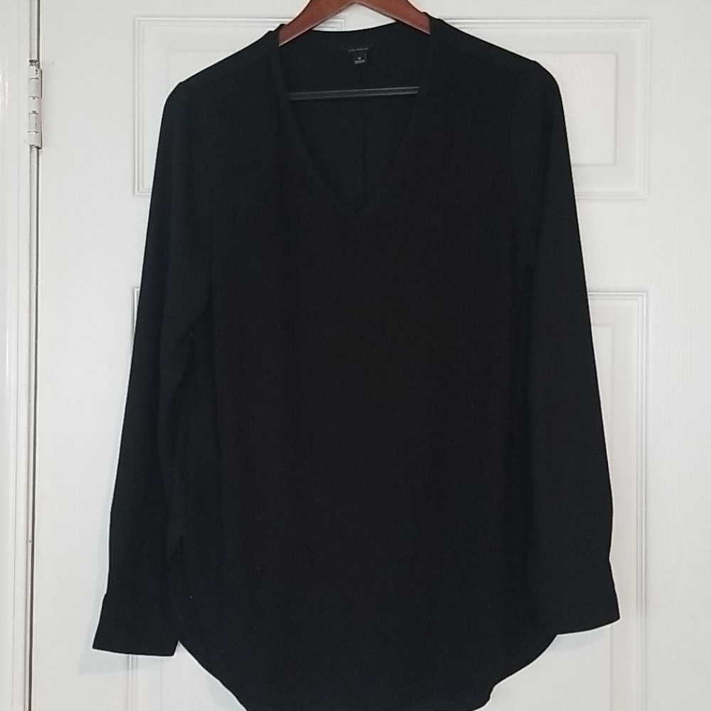 Ann Taylor Knit Woven V-Neck Black Tunic 